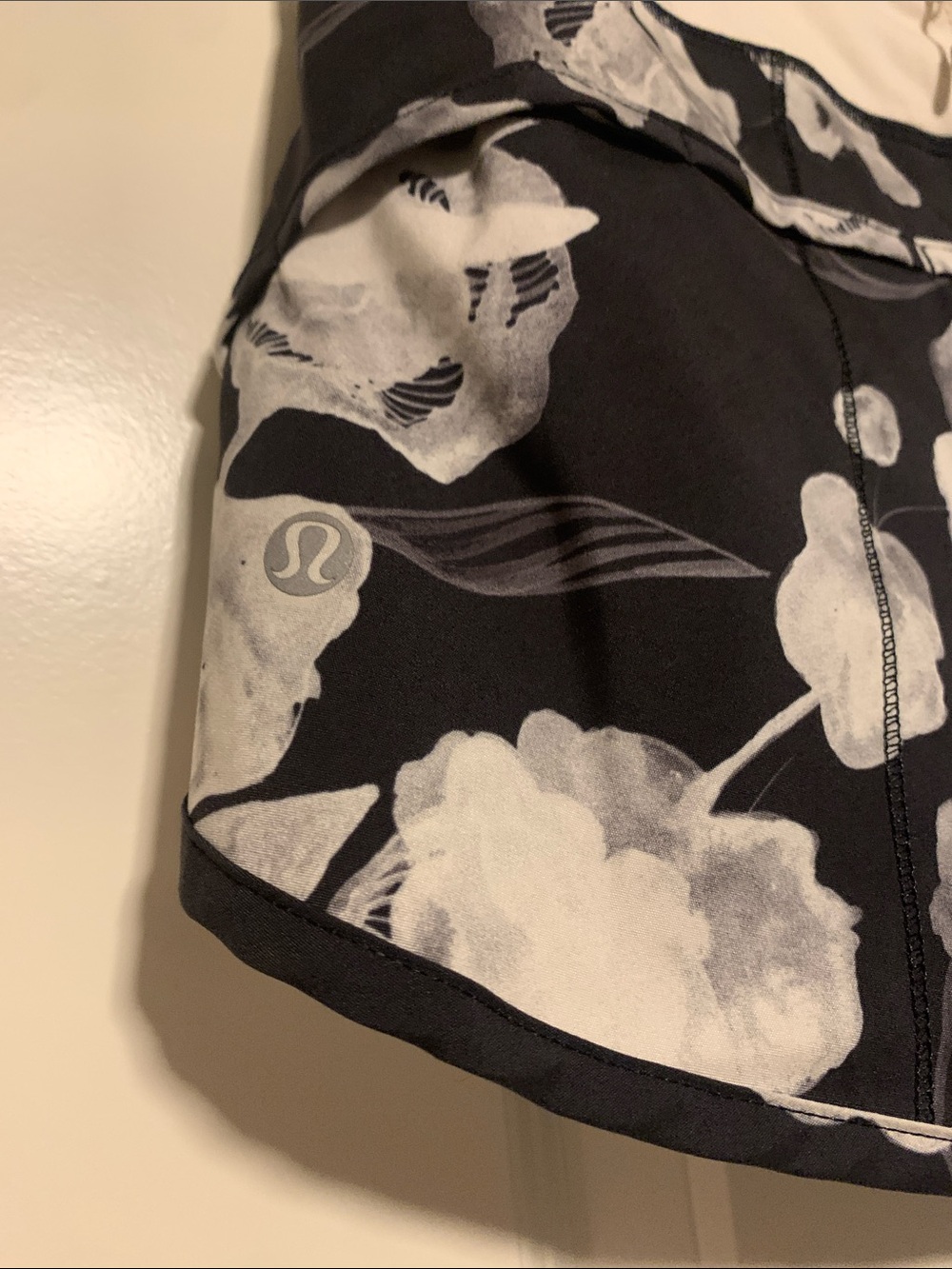 Lululemon Run: Speed Short, Sz 8
No rip tag, NWT - Picture 4 of 5